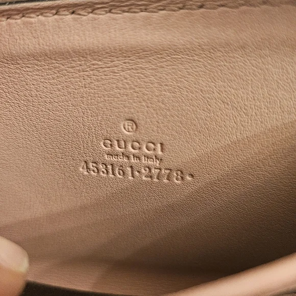 Gucci Cardholder π - Picture 4 of 9